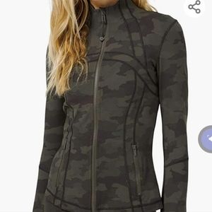 Lululemon Camo zip jacket